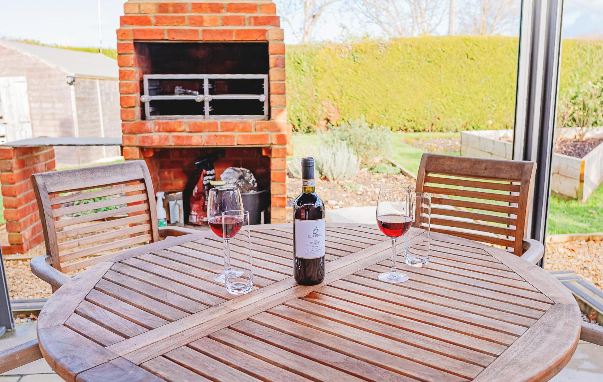 Cottage With Hot Tub - Near Cheltenham And Tewkesbury Exterior foto